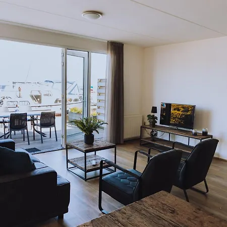 In By The Waterpark *