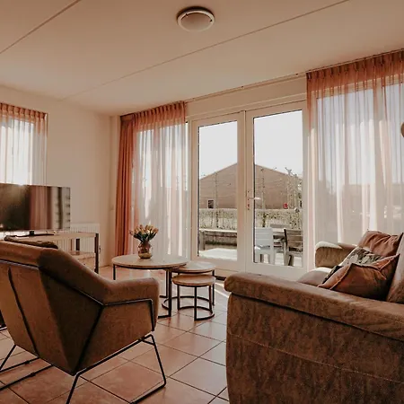 In By The Waterpark * Uitgeest