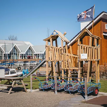 Appartement In By The Waterpark Uitgeest