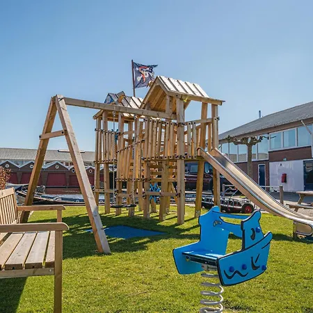 In By The Waterpark * Uitgeest