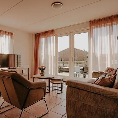 In By The Waterpark דירה *