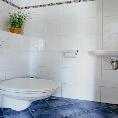 Апартаменты In By The Waterpark Uitgeest